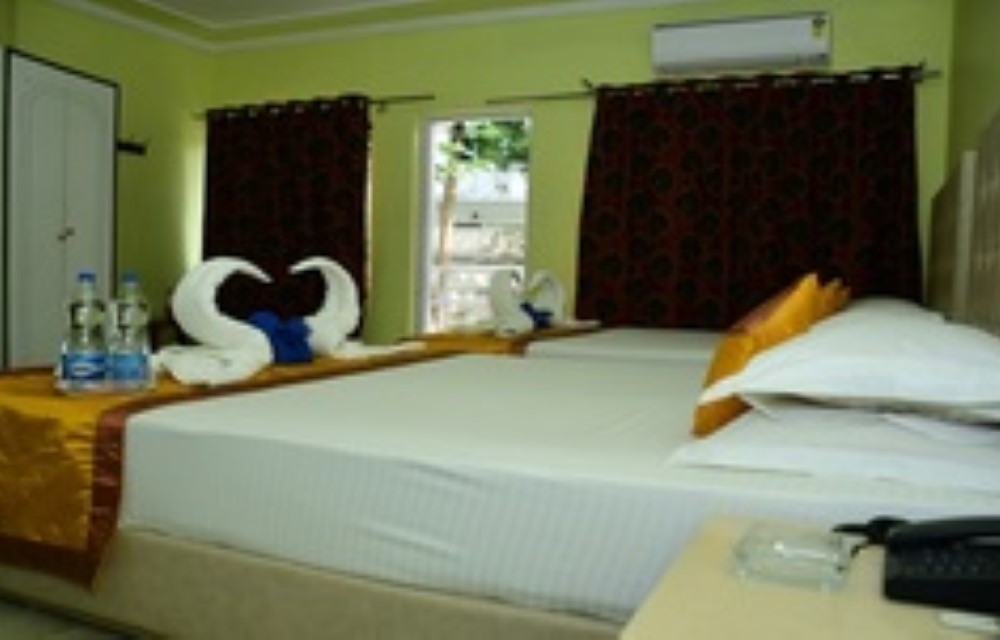 Hotel Dolphin