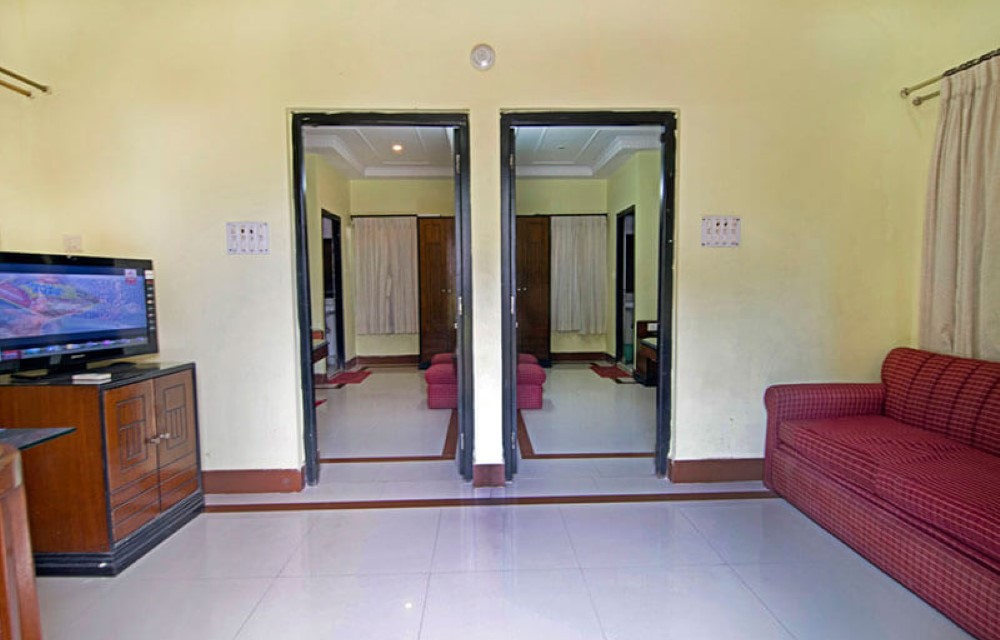 Hotel Dolphin