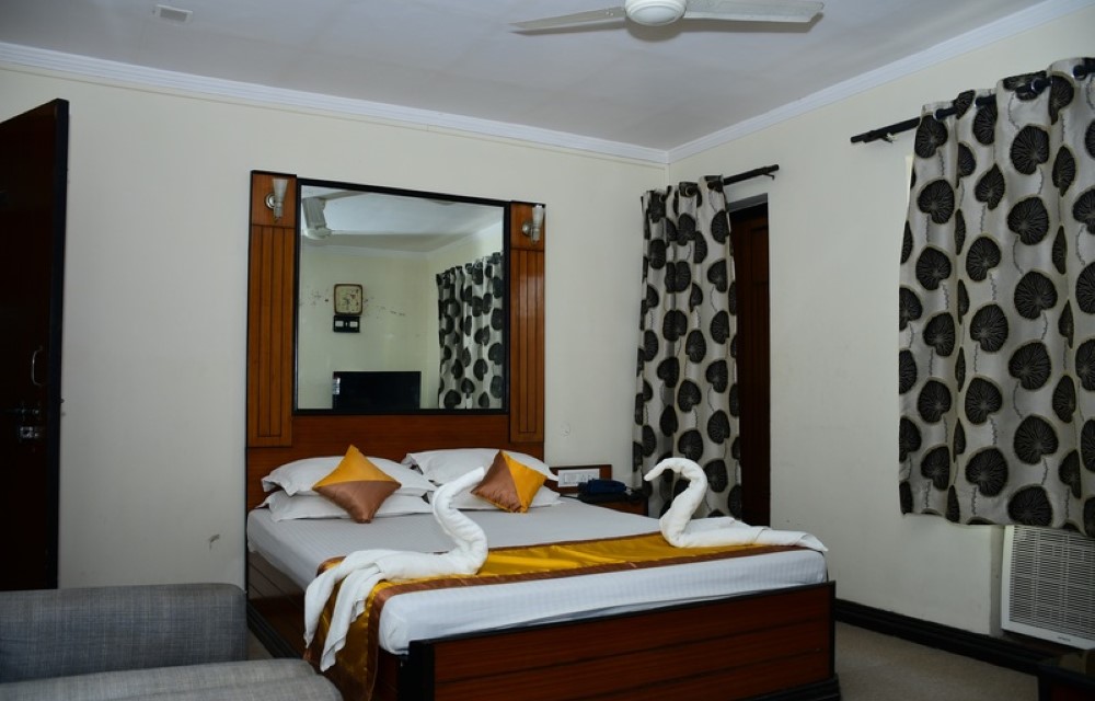 Hotel Dolphin