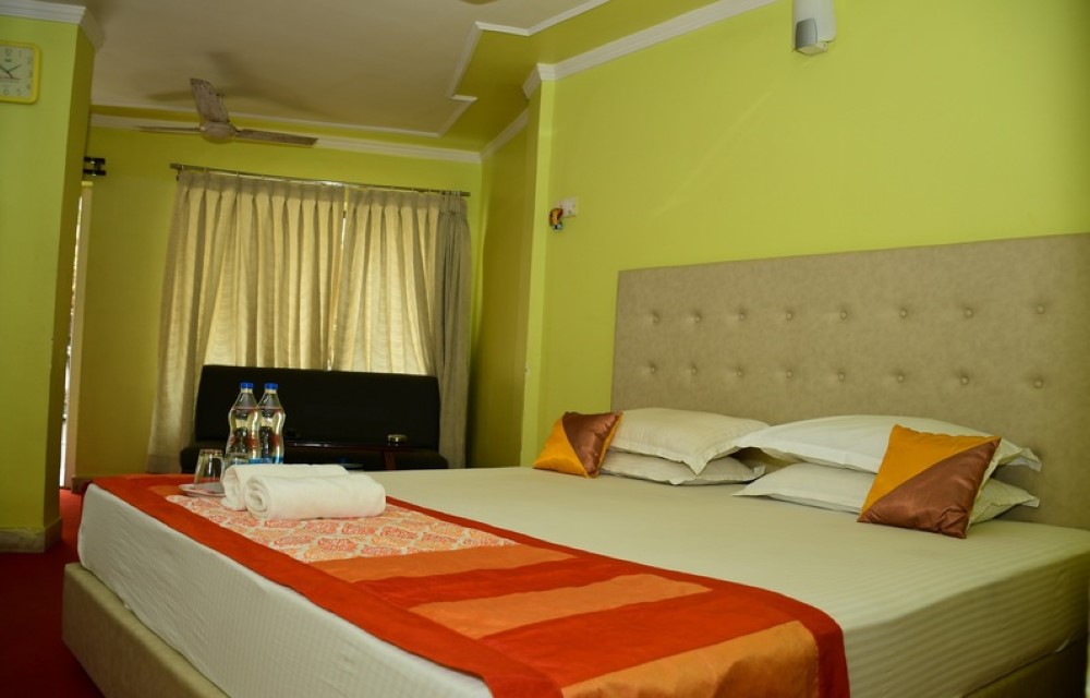 Hotel Dolphin