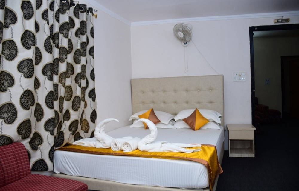 Hotel Dolphin