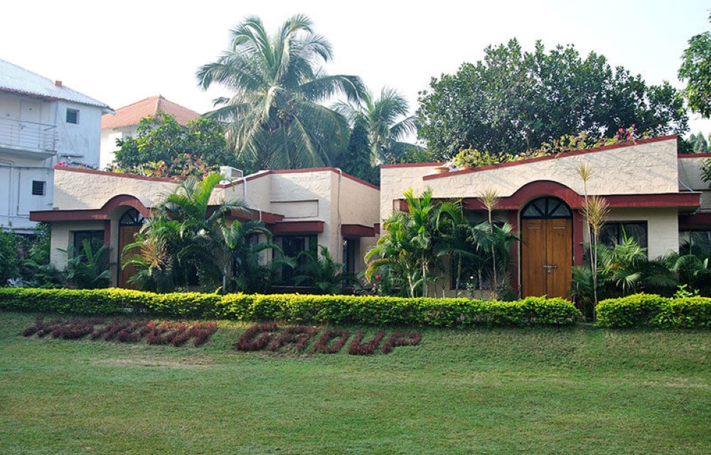 Hotel Dolphin