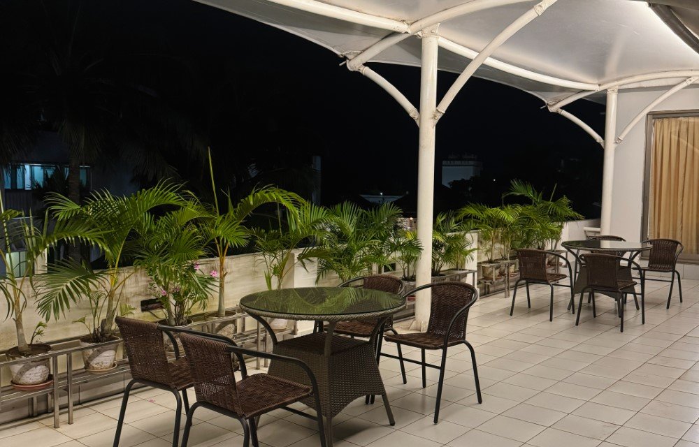 Hotel Dolphin